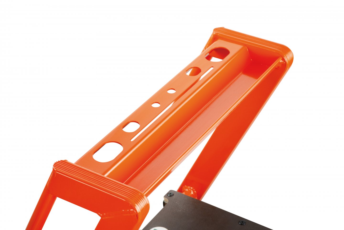 Removable tray for stepladder 04