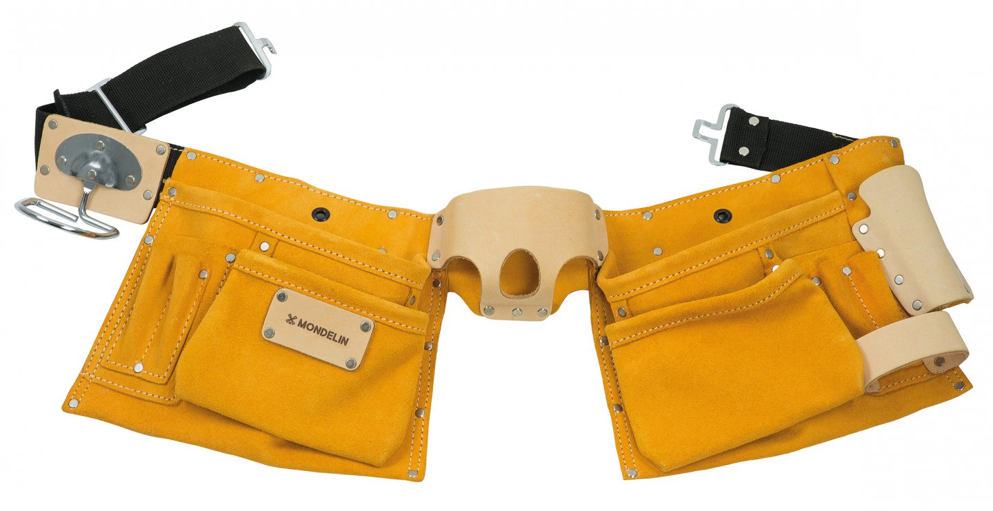 Double pocket with belt