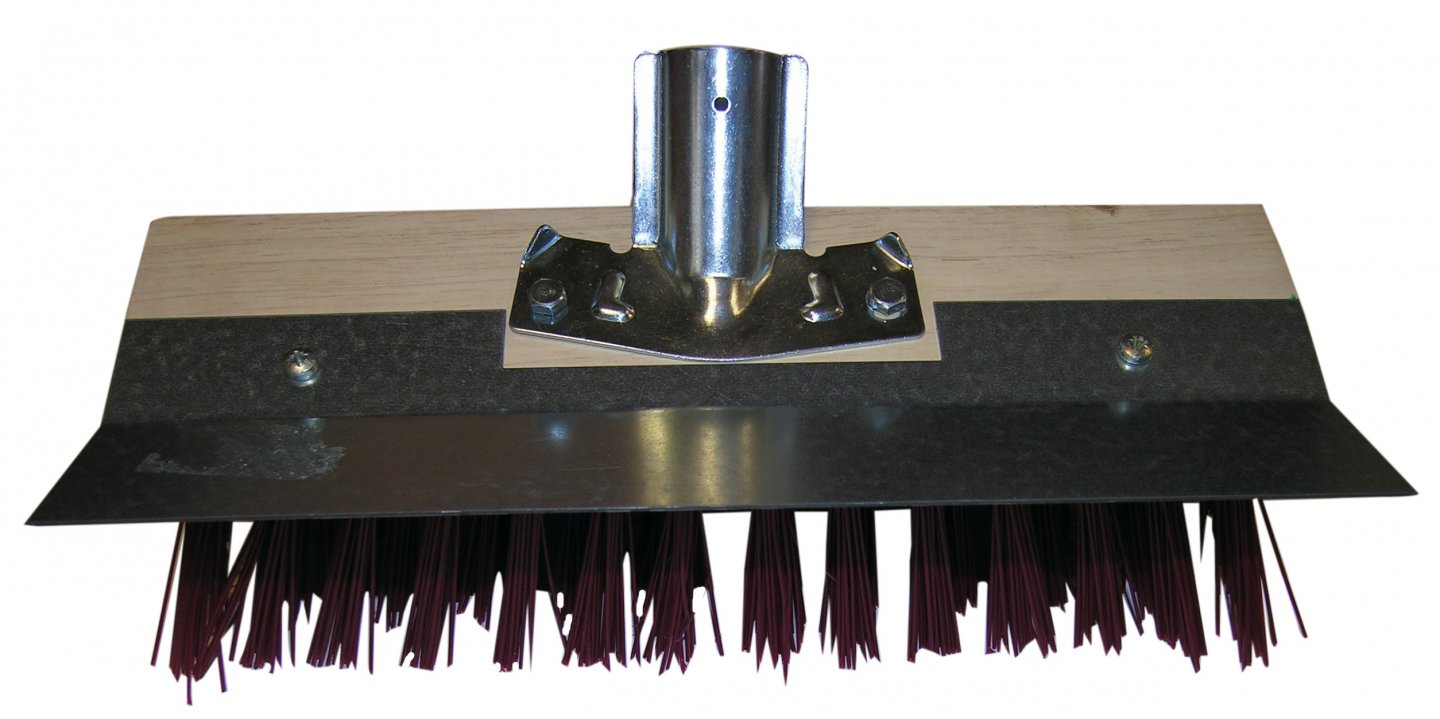 Red crynovil broom + scraper blade