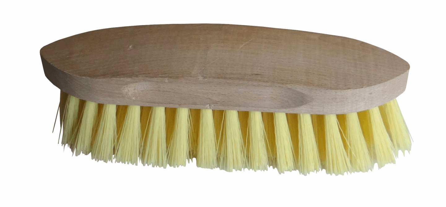 Polypropylene brush