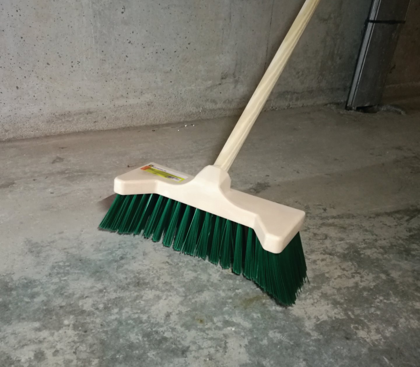 Cantopro broom 04