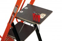 Removable tray for stepladder 03