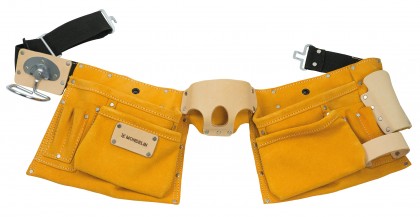 Double pocket with belt
